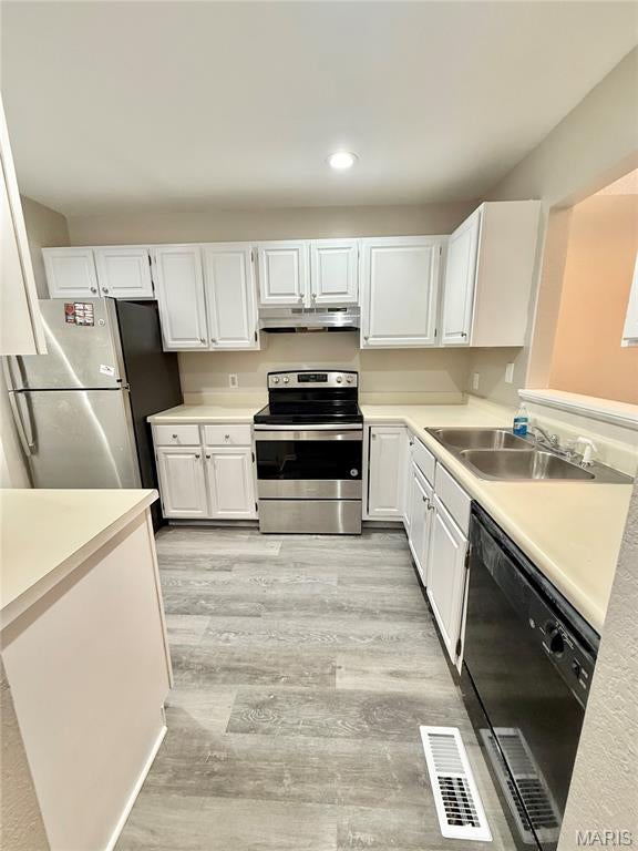 NOT IN A SUBDIVISION - Residential Lease