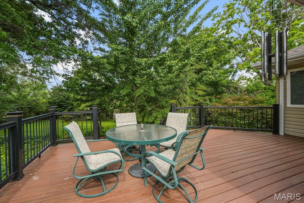 Ladue Meadows 2 - Residential