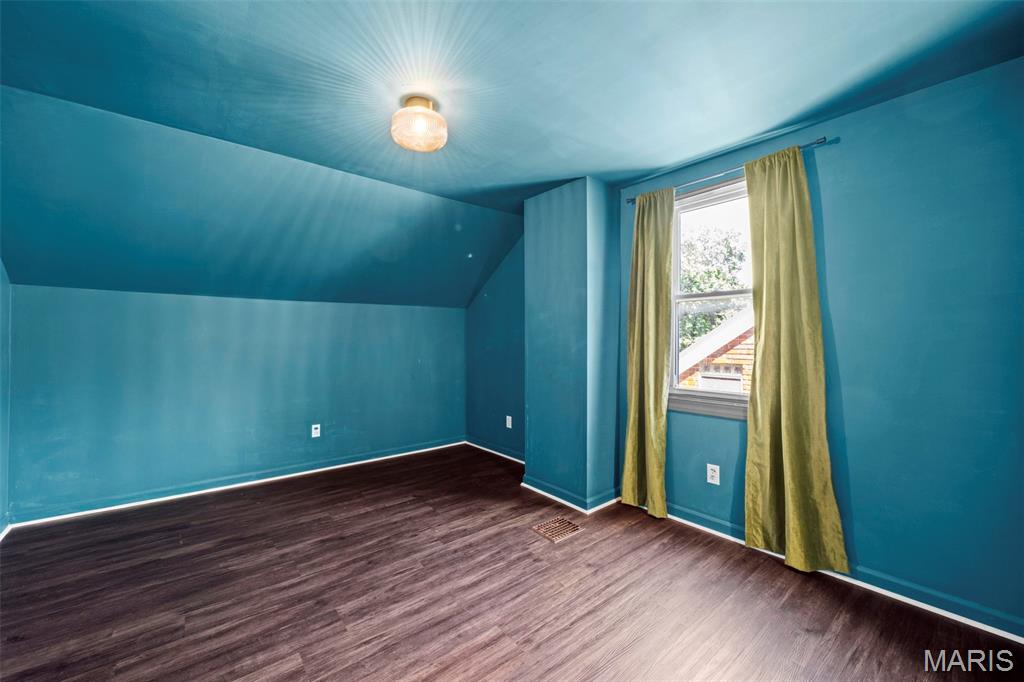 Mount St Albans - Residential