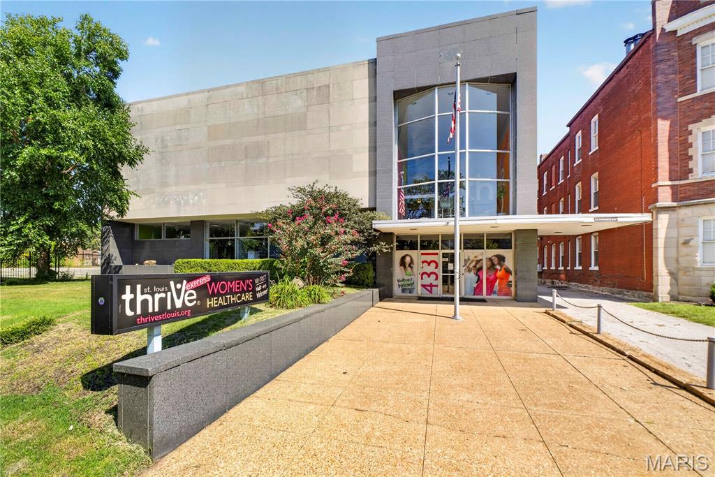 Lindells Add 02 - Commercial Sale
