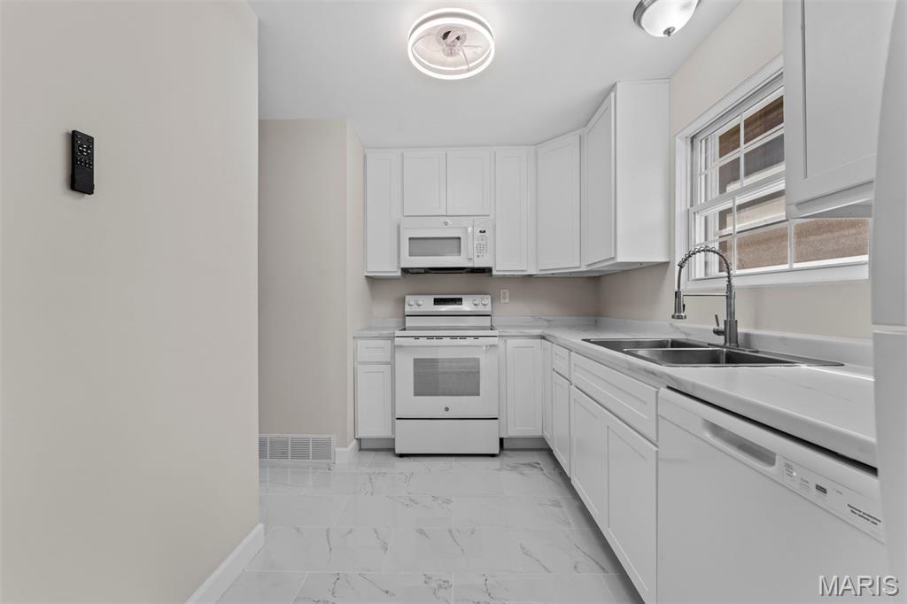 Forum West Condo Sec Ii - Residential