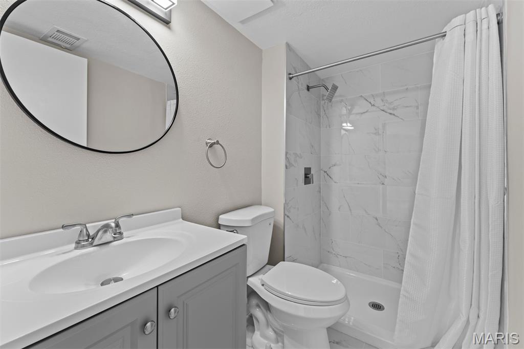 Forum West Condo Sec Ii - Residential