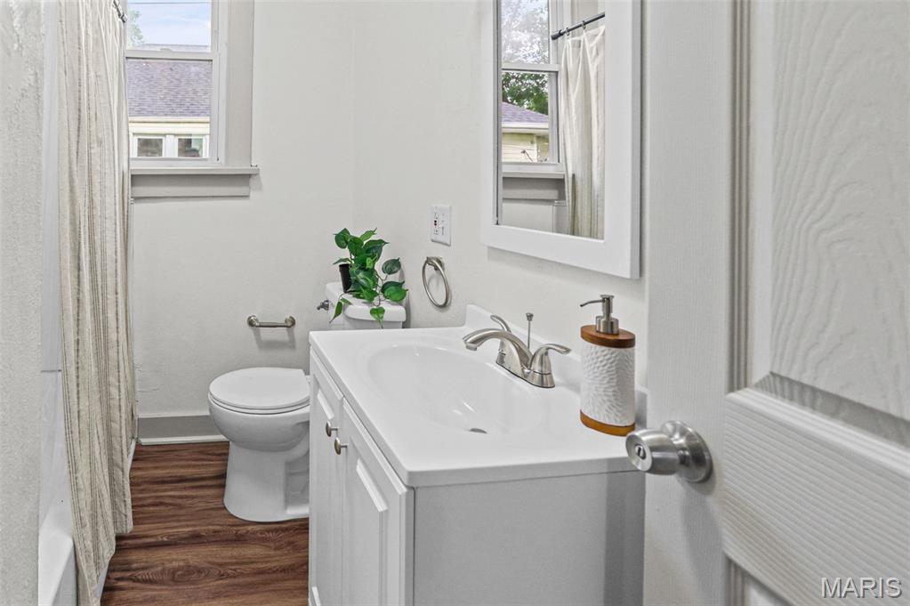 MAPLE GROVE - Residential