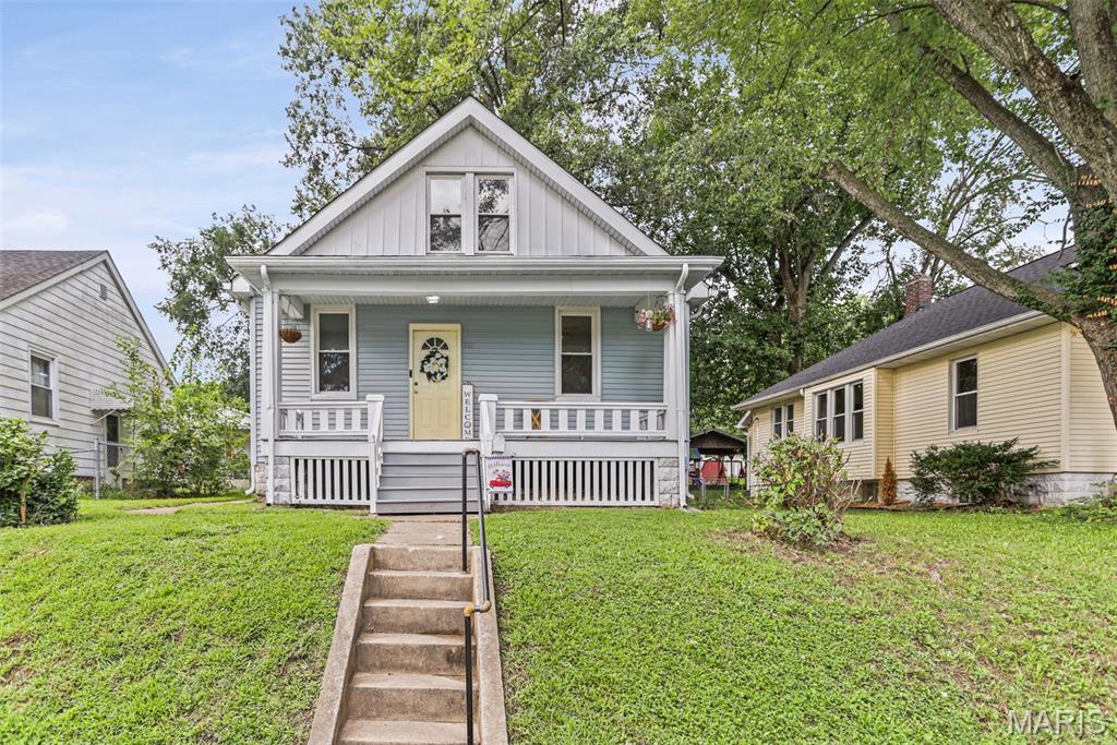 MAPLE GROVE - Residential