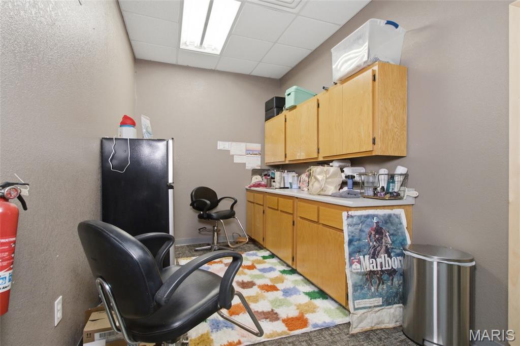 n/a - Commercial Sale
