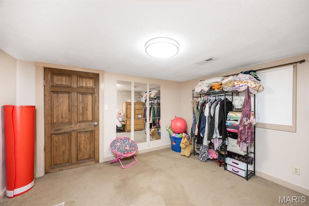 East Meadowbrook - Residential