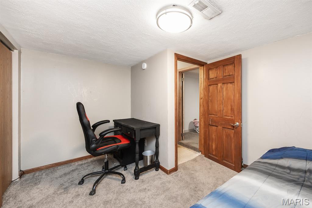 East Meadowbrook - Residential
