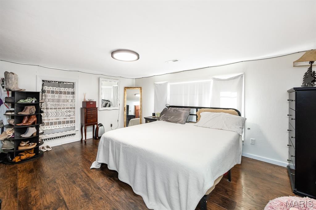East Meadowbrook - Residential