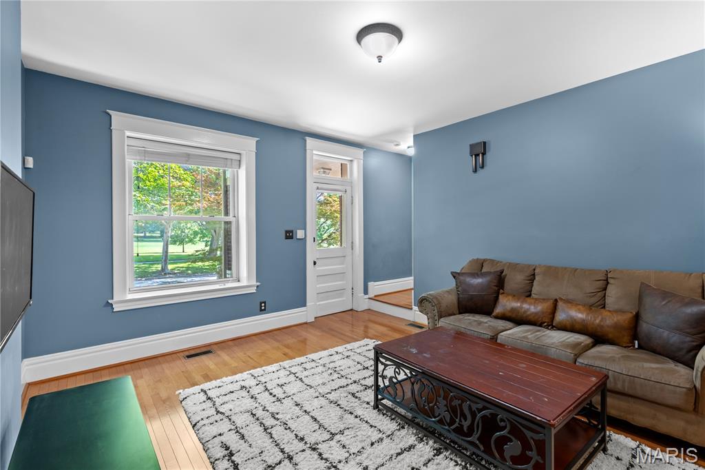 Morrison & Puegnets - Residential