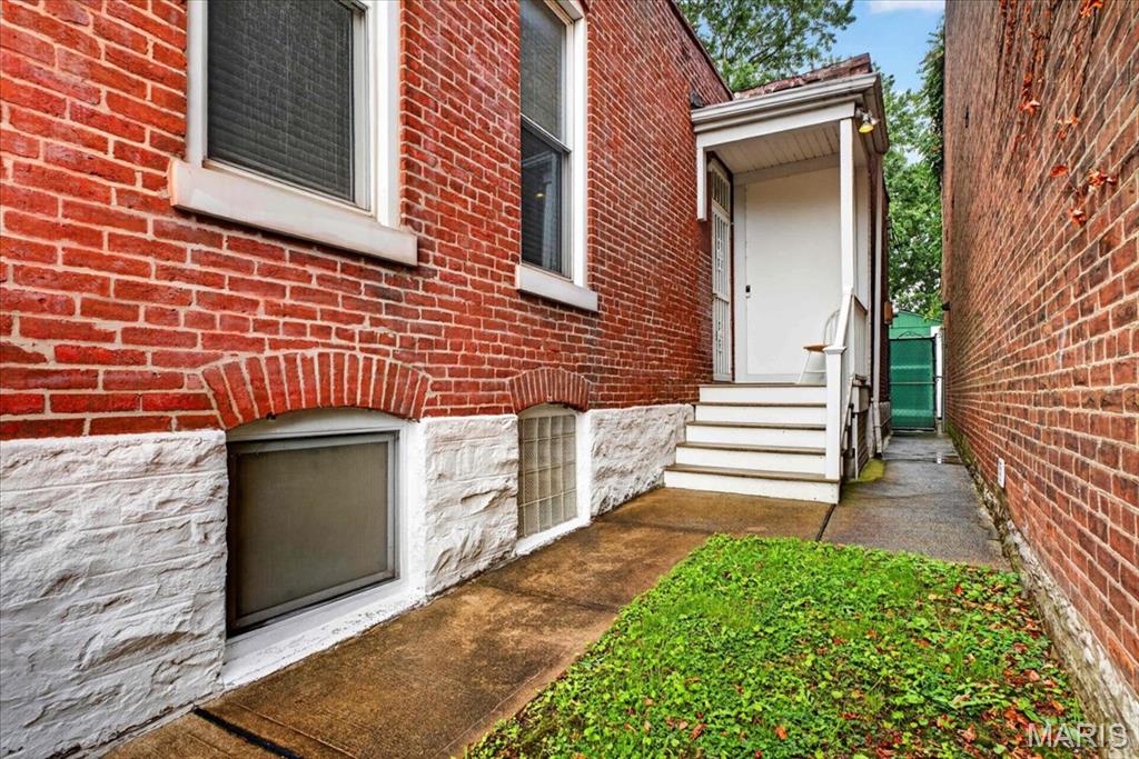 St Louis Commons Add - Residential