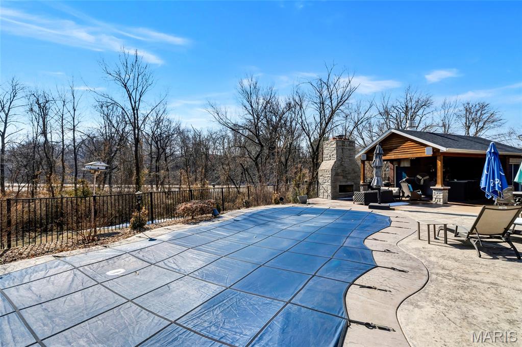 NOT IN A SUBDIVISION - Residential