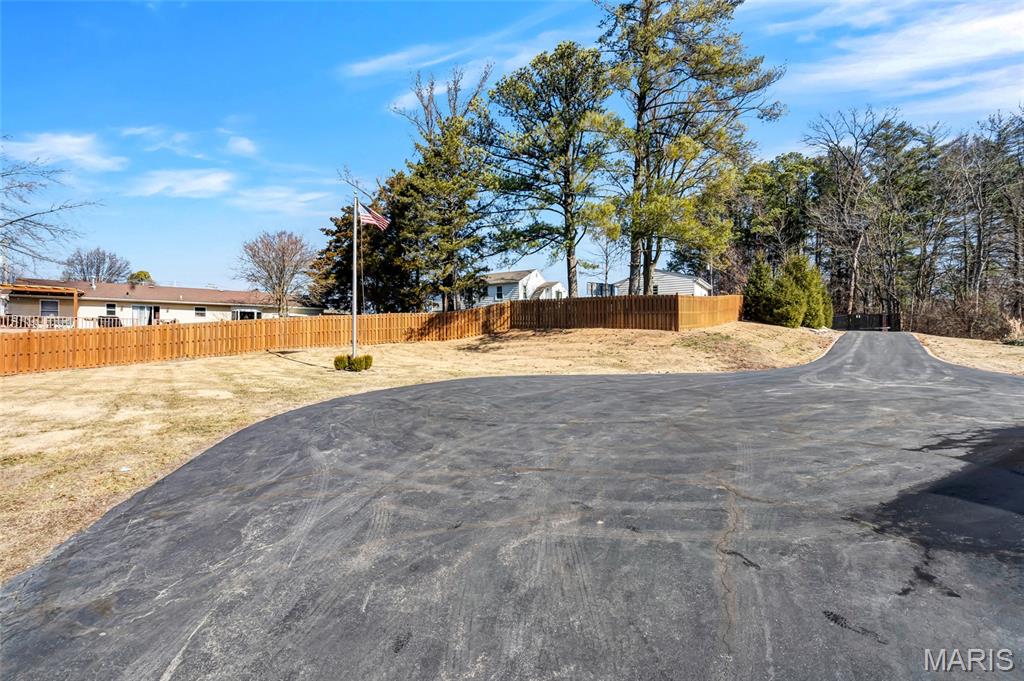 NOT IN A SUBDIVISION - Residential
