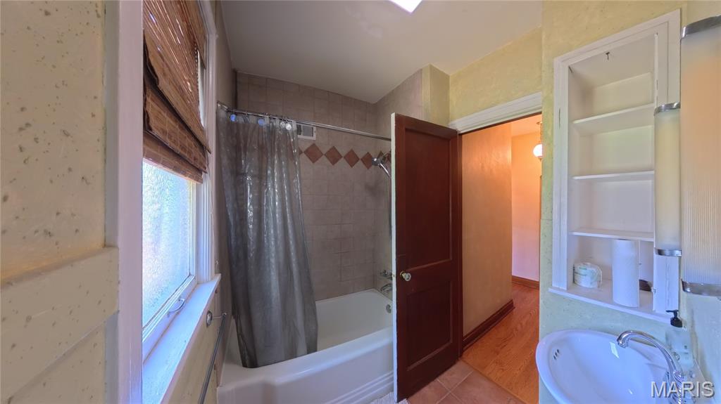 Powers & Subletts Add - Residential