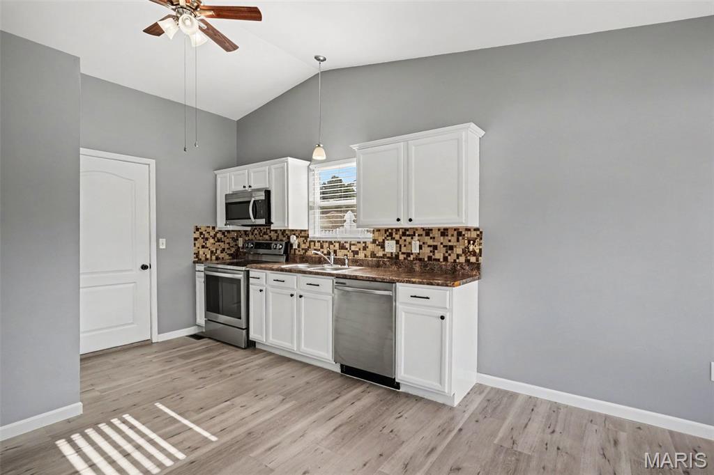 Cross Pointe Estates - Residential