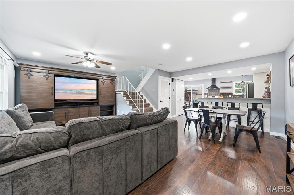 Forum West Condo Sec Ii - Residential