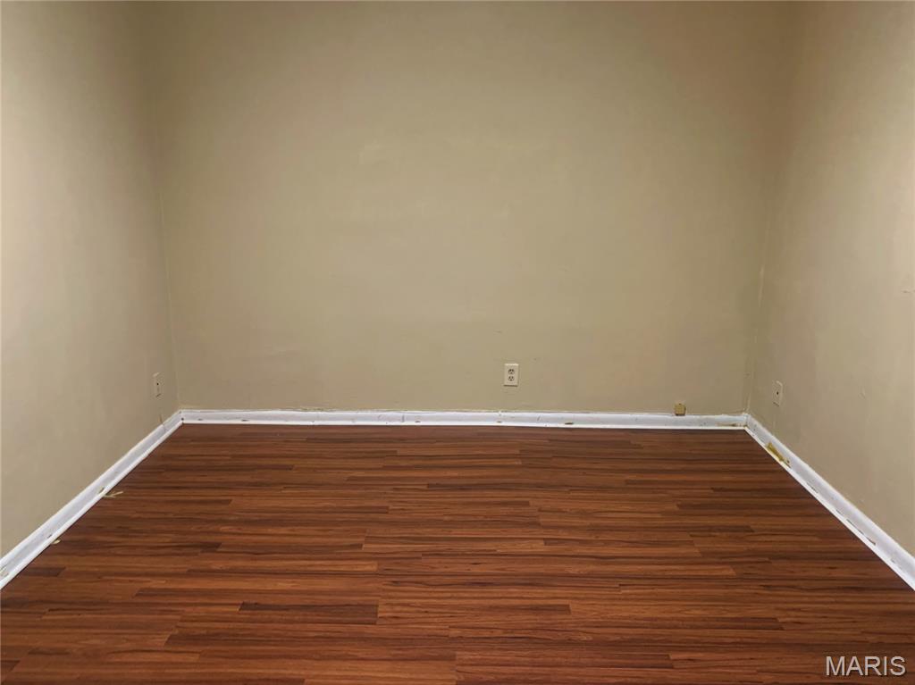 St Louis Hills Add 02 - Commercial Lease