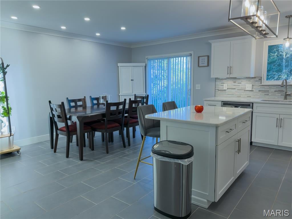 Estates At Behlmann Farms One The - Residential