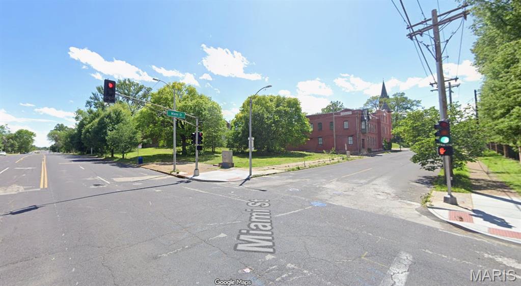 Gravois Park - Land