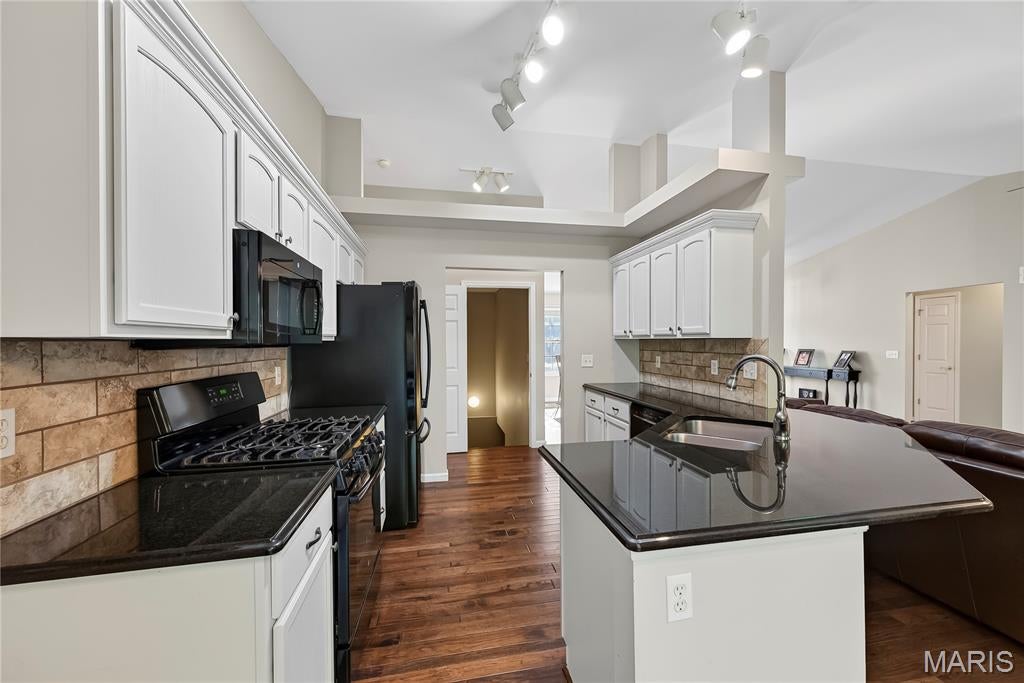 Homefield Manors #2 - Residential