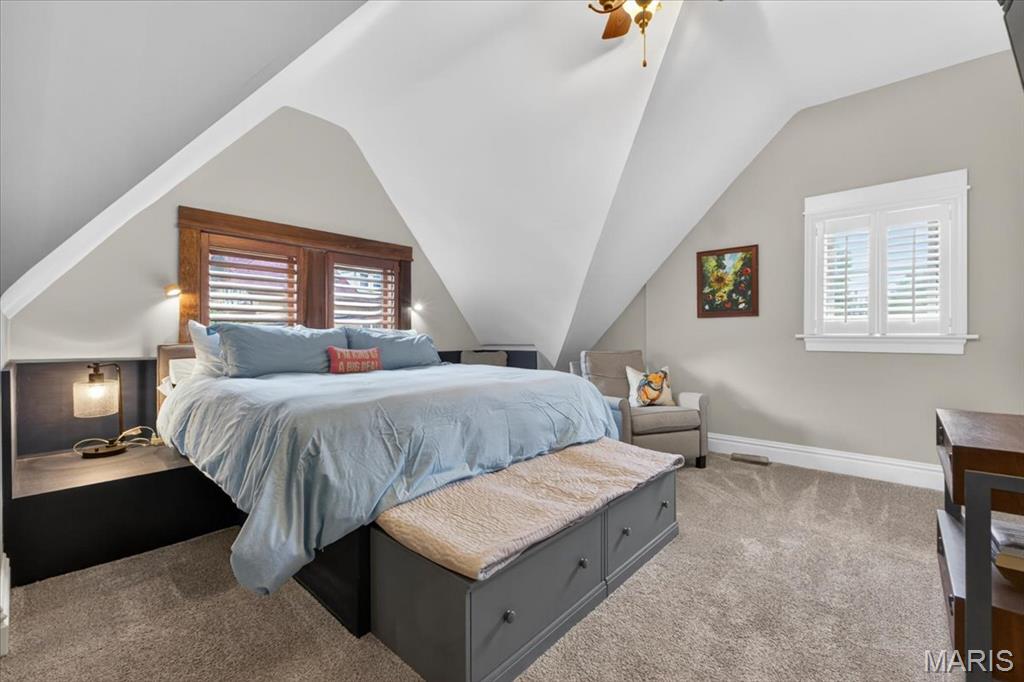 Adlon Condominums - Residential