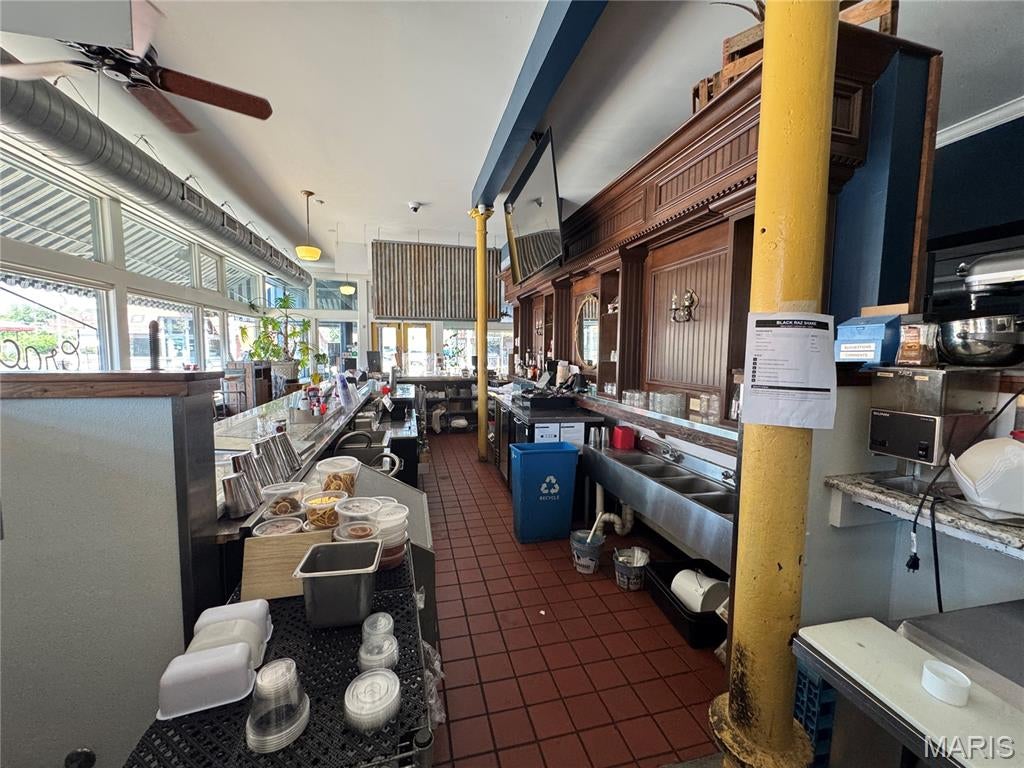 Lac R Tr Add - Commercial Lease