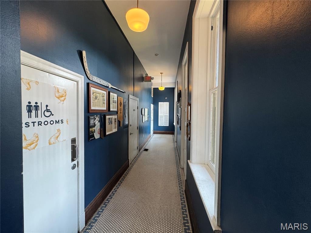 Lac R Tr Add - Commercial Lease