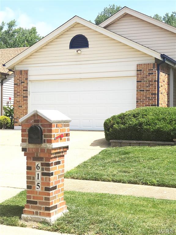 Welcome to this beautiful ranch home that sits in the back of the Fox Lake neighborhood. Enjoy the great room, pristine kitchen, breakfast room that adjourns to a large covered deck with tv hook up. Home features vaulted ceilings along with open floor plan, big windows, lvp flooring, carpets in the bedrooms. Home has a partially finished basement that all will enjoy. Flat back yard with a privacy fence for those family gatherings. Nothing to do here but to move in and enjoy.