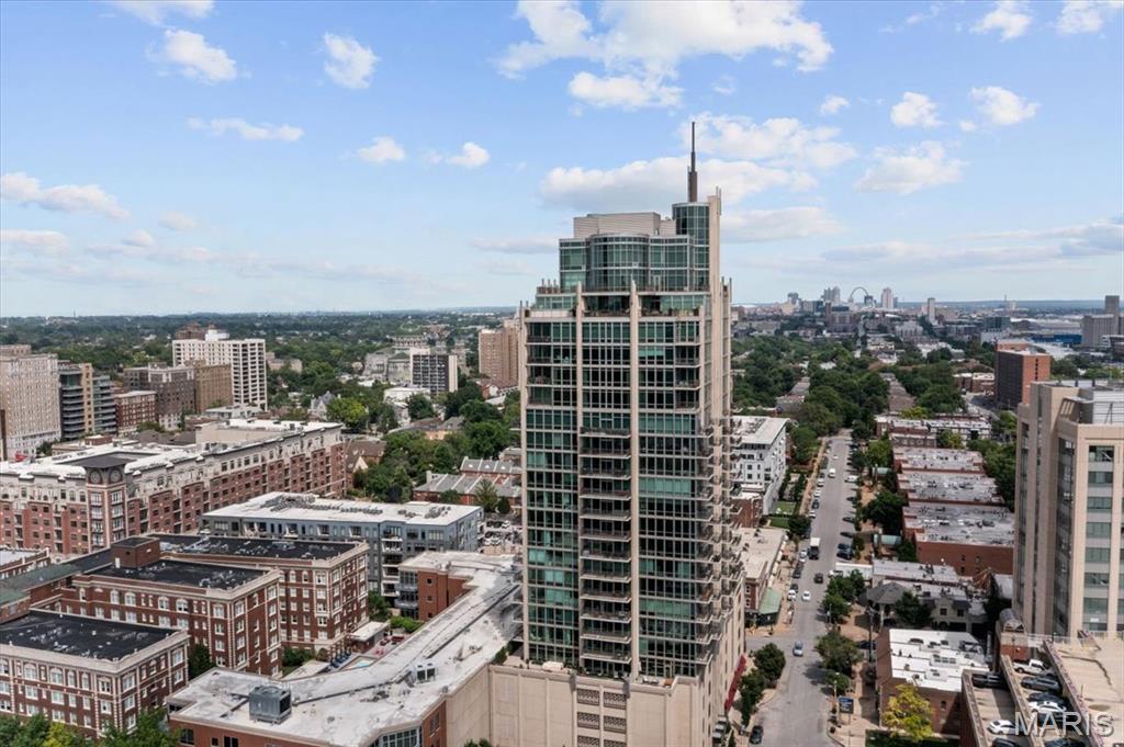 Park East Tower redefines city life. It offers the comfort and convenience of modern architecture  with the character and energy of the Central West End. Inside, you will find a spacious Penthouse with high ceilings , open floor plan, floor-to-ceiling windows and a gourmet kitchen. Stunning views from your balcony of the Arch, downtown St. Louis, and the heart of the CWE. Watch the downtown fireworks from your condo with your family and friends. And modern conveniences like enclosed parking, high-speed Internet access, and a friendly door attendant. Spend the morning in the Fitness Center or the afternoon on the terrace by the pool. Outside, you are just steps away from Forest Park, galleries, shops, restaurants and cafes. Living in the Park East Tower Penthouse #2103 is living well. The beauty of living at Park East Tower is that it is whatever you want it to be. Sometimes that means morning espresso and the Times at a sidewalk table for one. and sometimes it is coffee for two on your private balcony. It is dinner parties in or a night out at the Muny. Other days you may choose a bike ride through Forest Park, visit the St. Louis Art Museum, play golf, rent a paddle boat on the lake below the Art Museum and there is always the free zoo to take the grandchildren to see. Because it's all right here at Park East Tower, your options are endless.