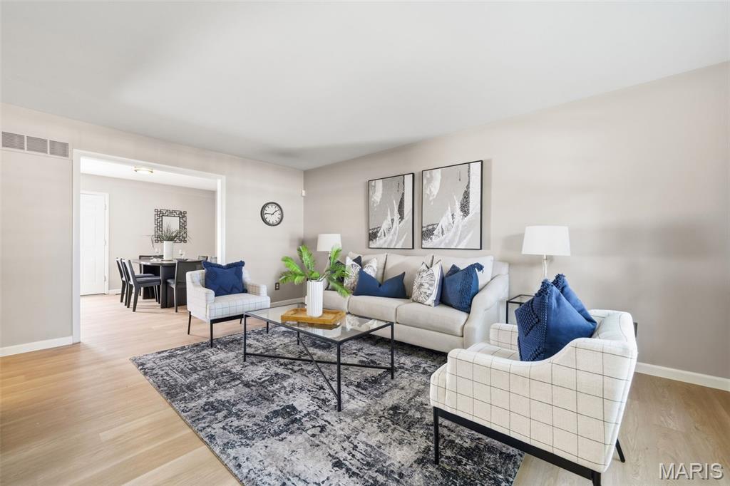 Beau Jardin Twnhms A Condo - Residential