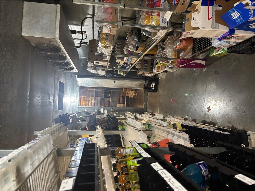 Unknown - Commercial Sale