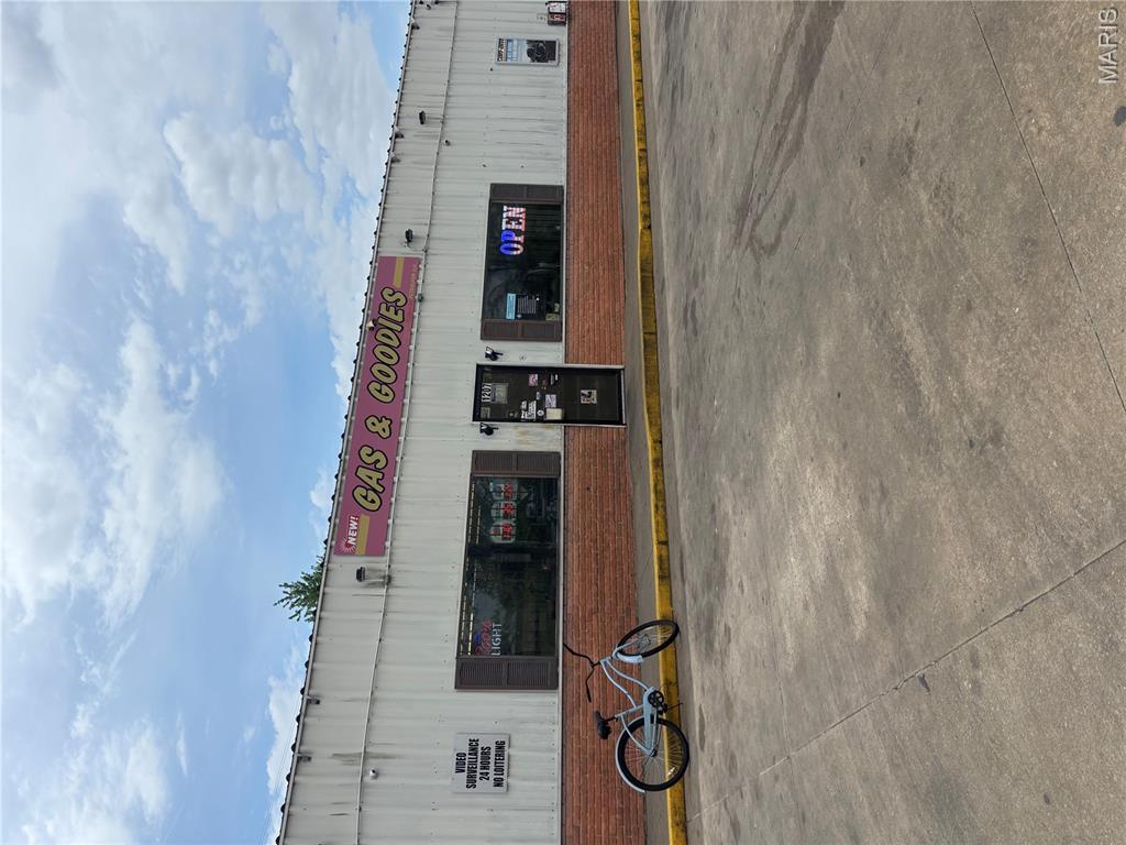 Unknown - Commercial Sale