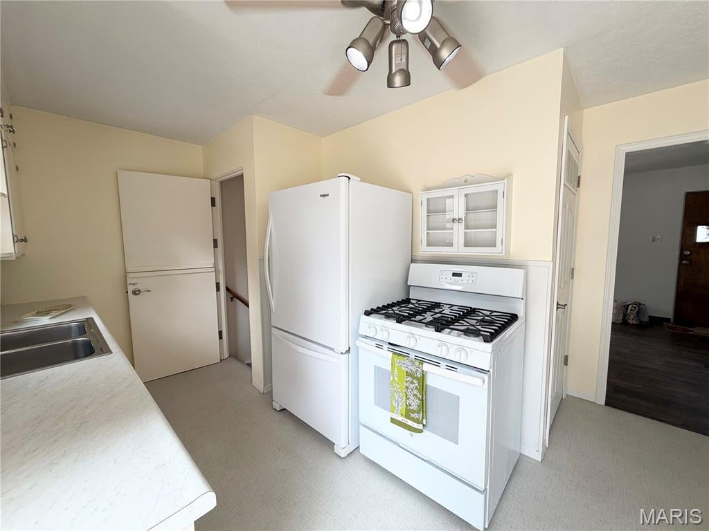 H A Wuellner Place - Residential