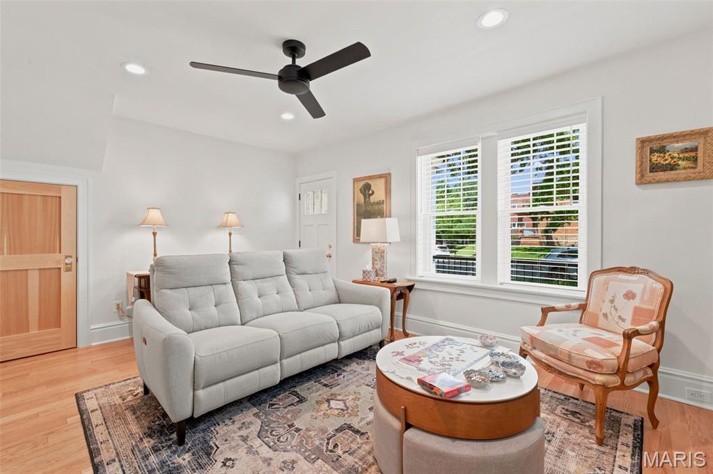 Westmoor Park 1 - Residential Lease