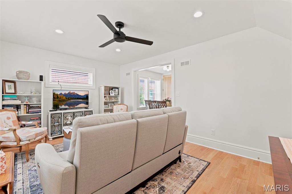 Westmoor Park 1 - Residential Lease