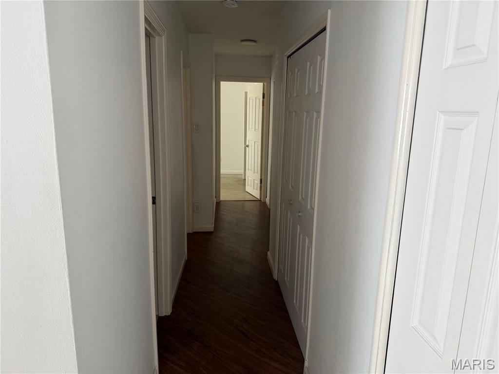 Hazelcrest Iii Condo - Residential