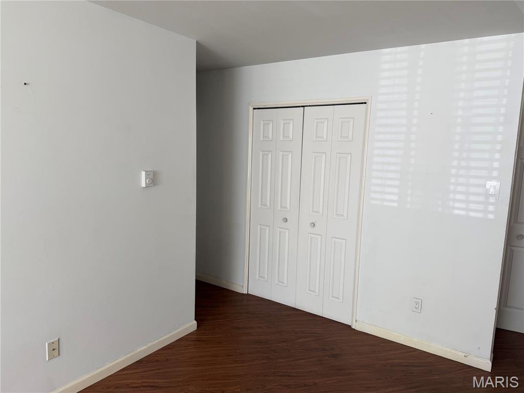 Hazelcrest Iii Condo - Residential