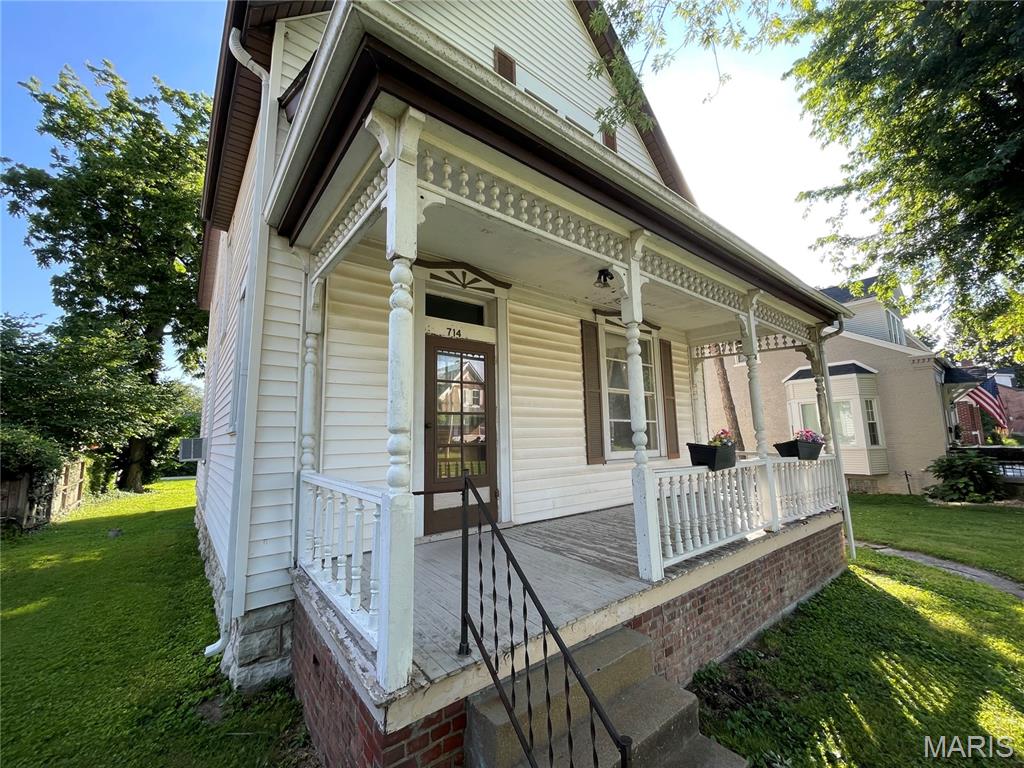 City/Stcharles - Residential