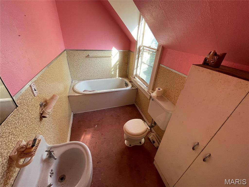 City/Stcharles - Residential