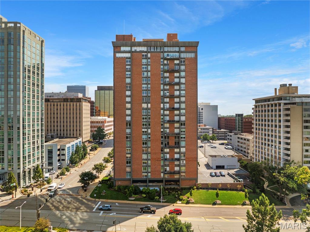 Park Tower Condo - Residential