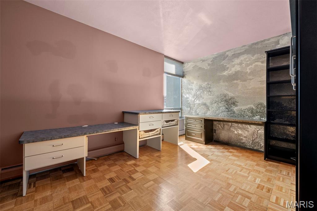 Park Tower Condo - Residential