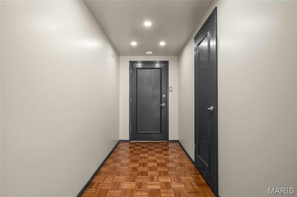 Park Tower Condo - Residential