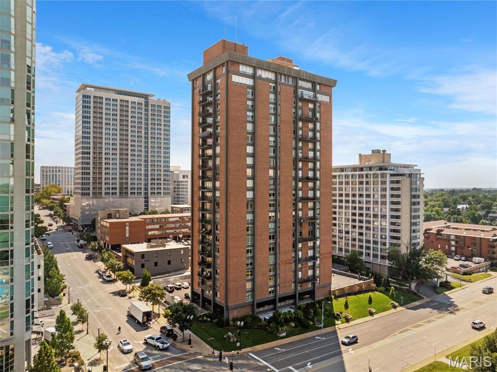 Park Tower Condo - Residential