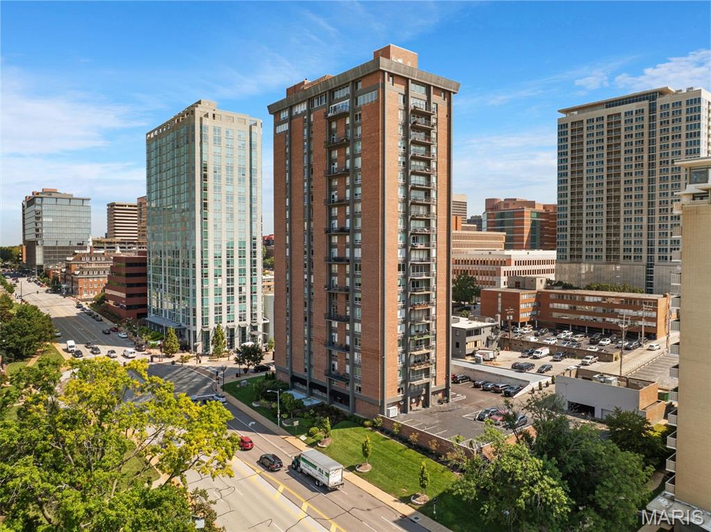 Park Tower Condo - Residential