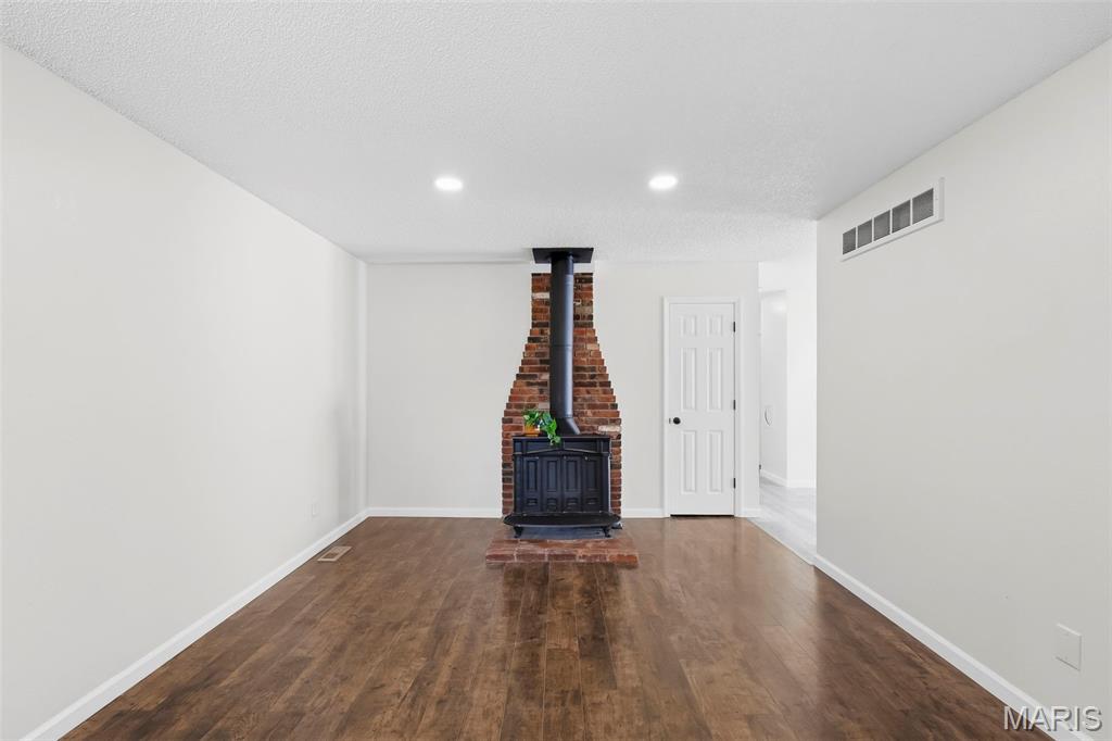 Woodside 19 - Residential