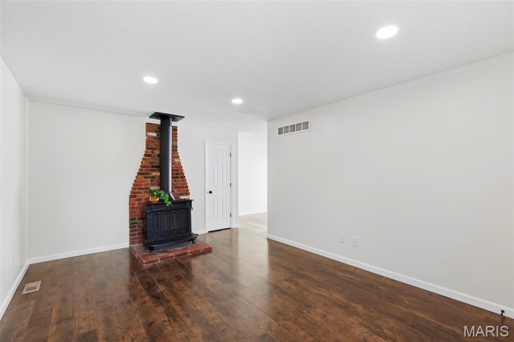 Woodside 19 - Residential