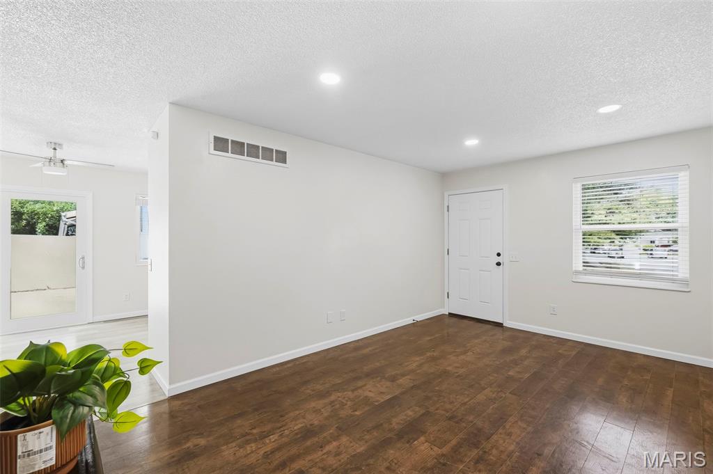 Woodside 19 - Residential