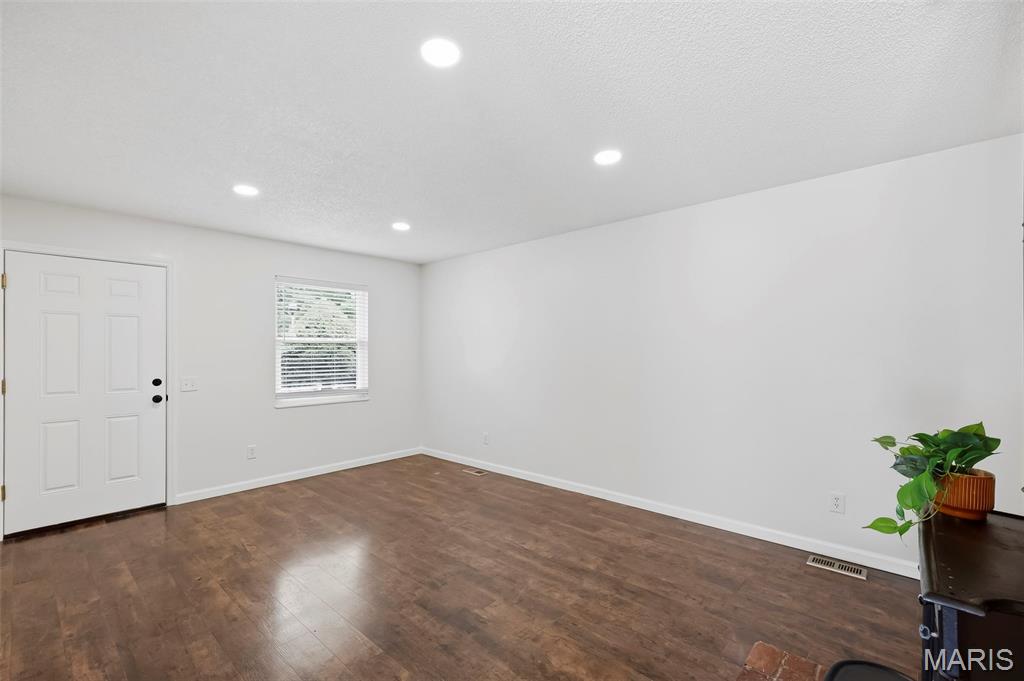 Woodside 19 - Residential