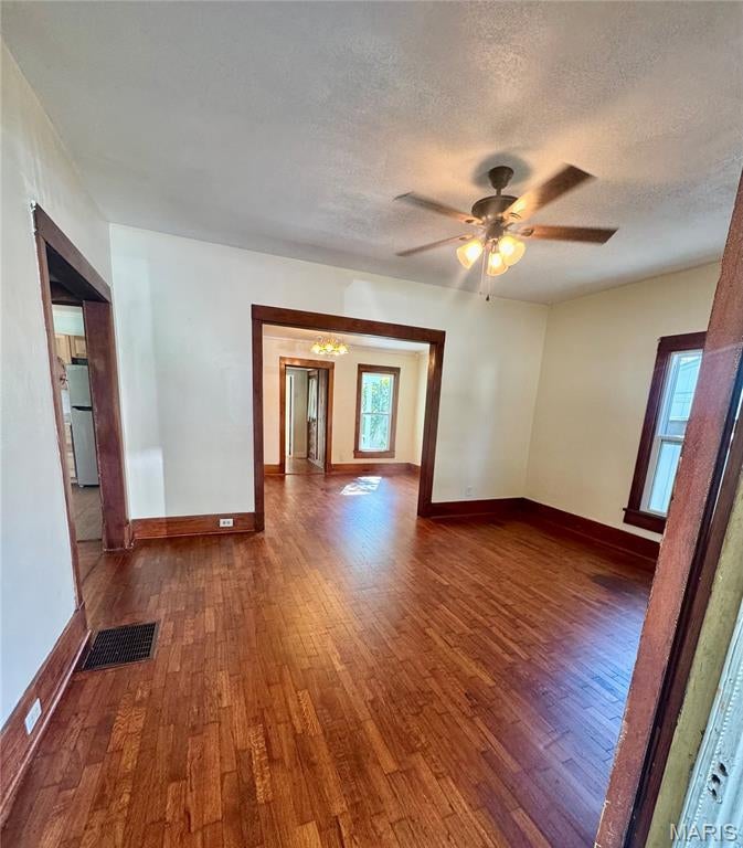 Singleton - Residential