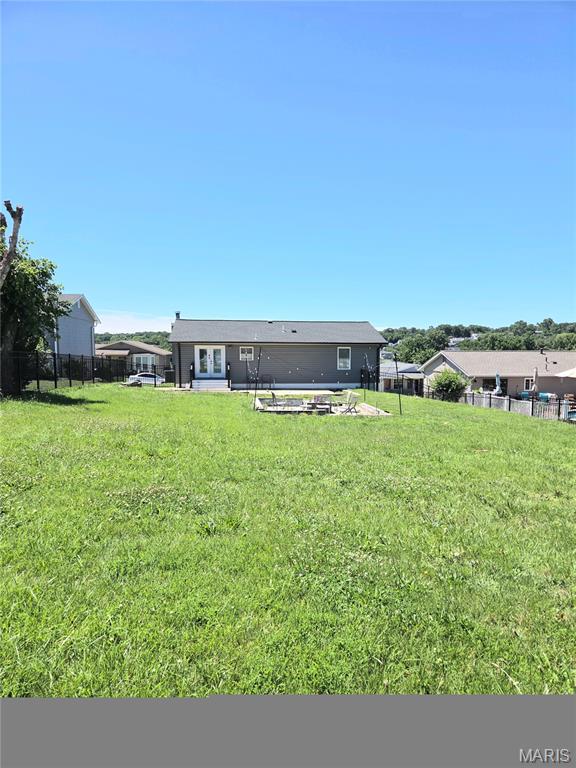 Shelley Manor 02 - Residential