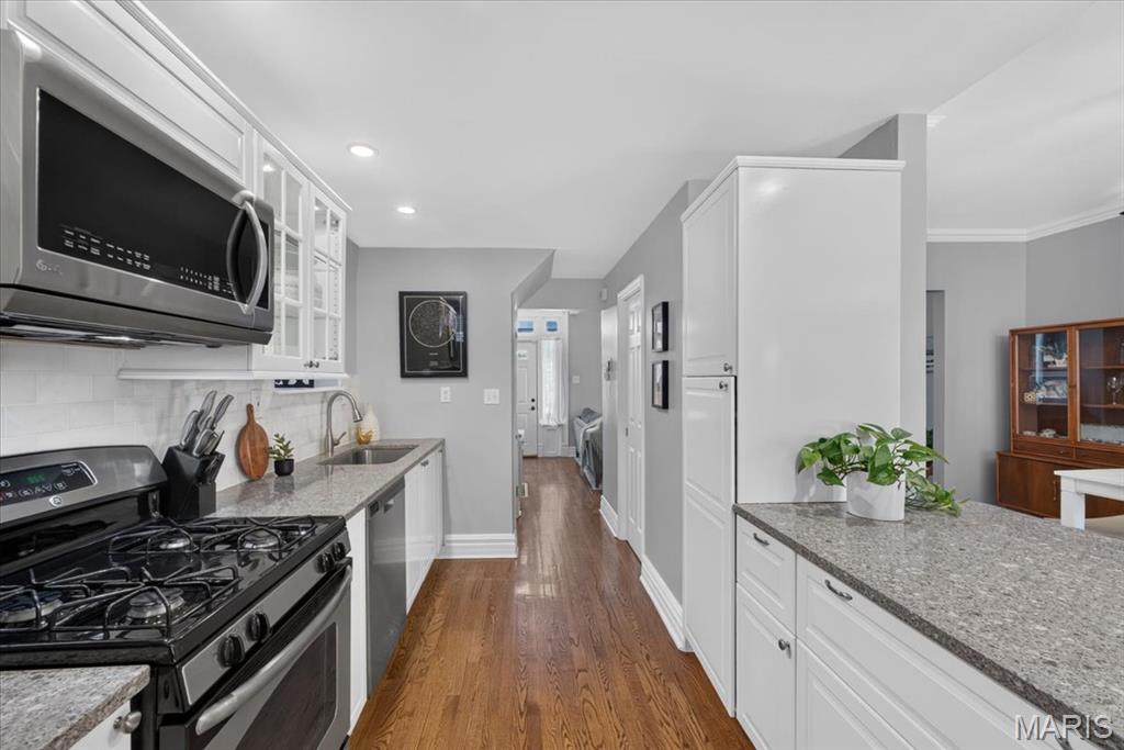 Morrison & Peugnets - Residential